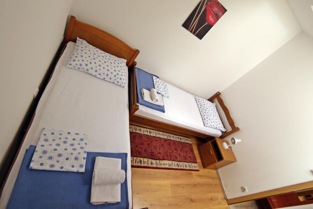Apartment House Lalita Fužine エクステリア 写真